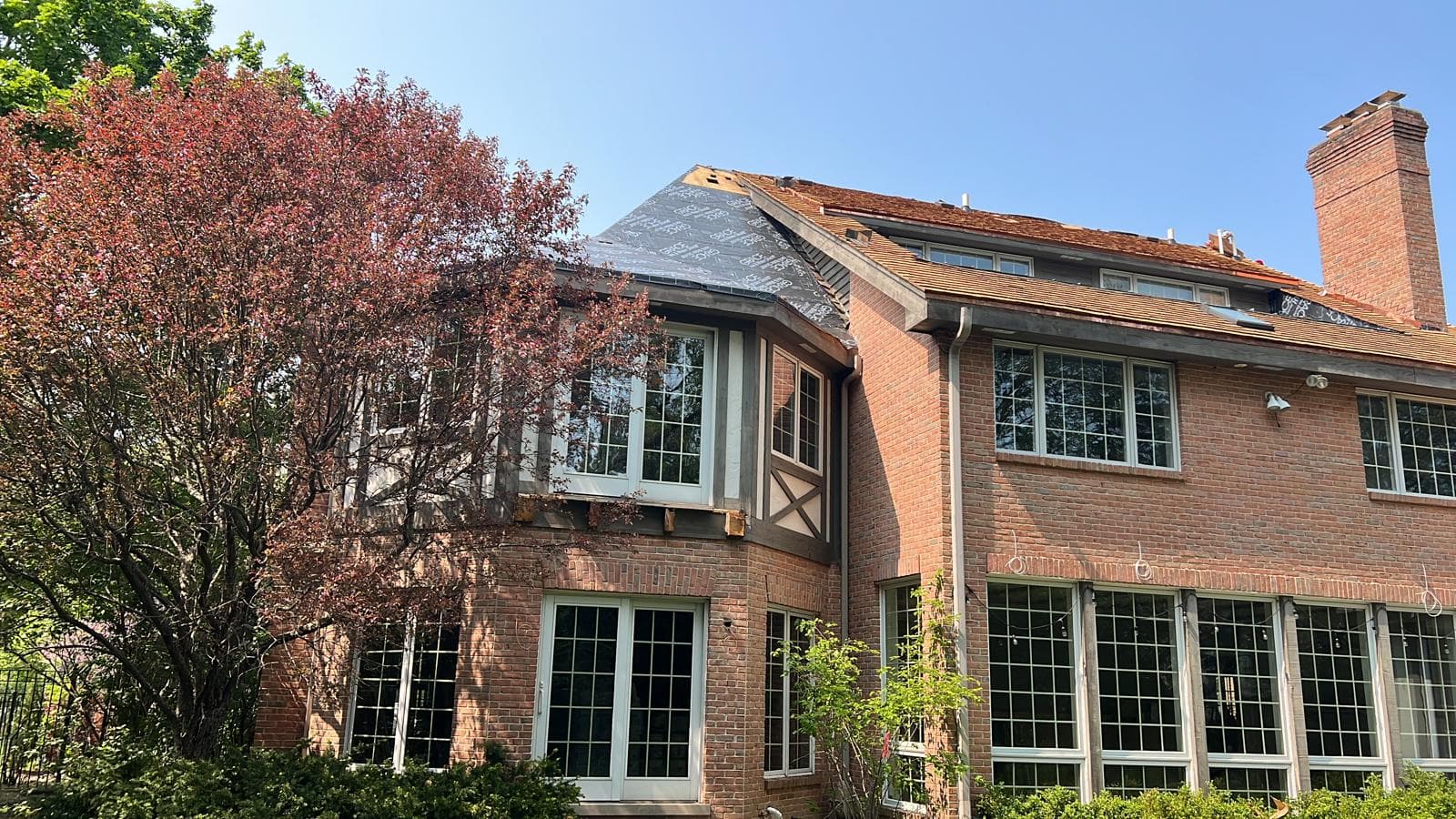 Cedar Shake Roofing & Copper Detailing